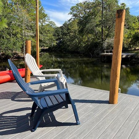 Waterfront Newly Renovated And Decorated 3Brs Home Milton Bagian luar foto